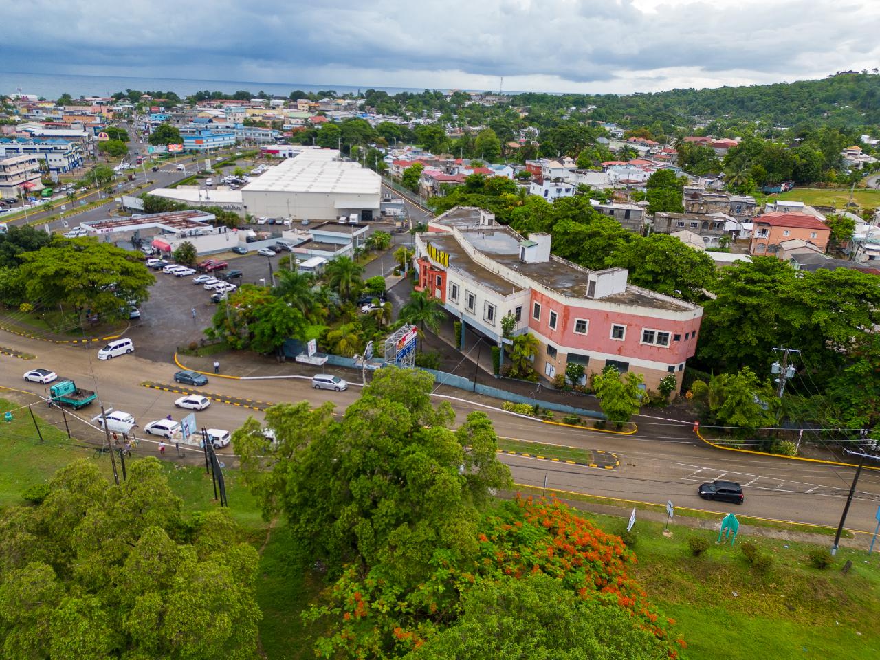 Offices / Commercial Bldg For Rent MILFORD RD, Ocho Rios 11,500 Keez