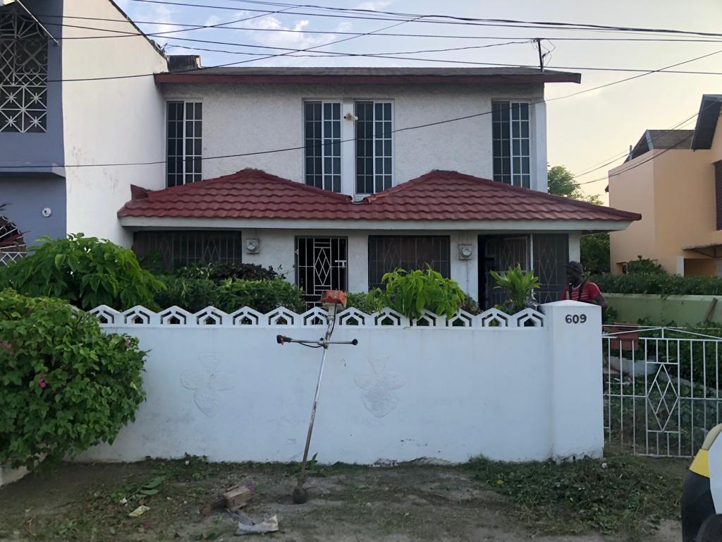 Townhouse For Sale: FORT TOTTEN DRIVE, GARVEY, Greater Portmore ...