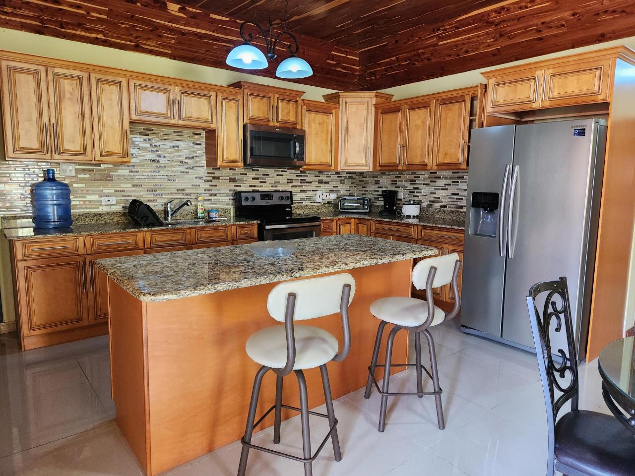 Apartment For Rent CHARLEMONT DRIVE, Kingston 6 1,500 Keez