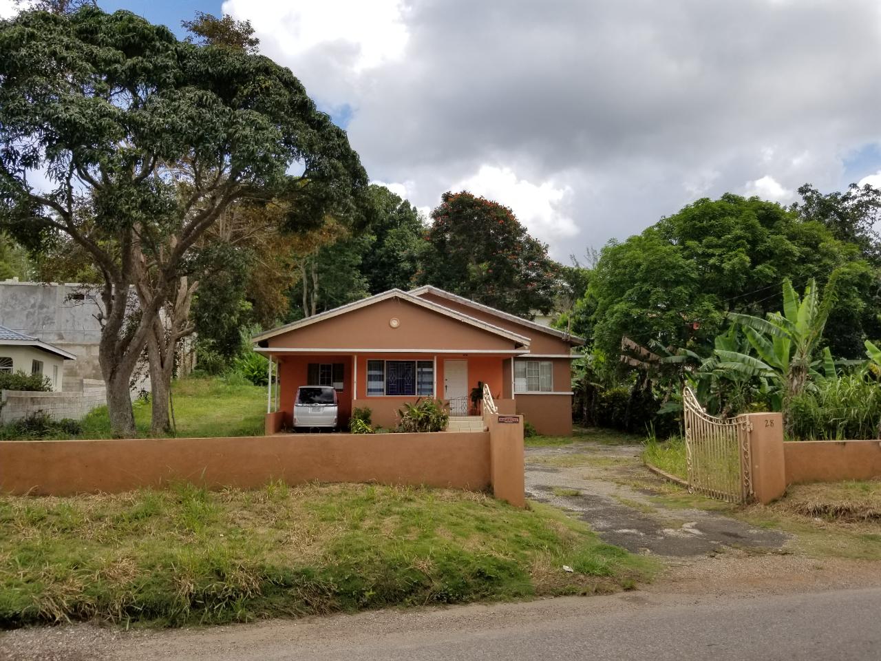House For Sale BRUMALIA ROAD, Mandeville 30,000,000 Keez
