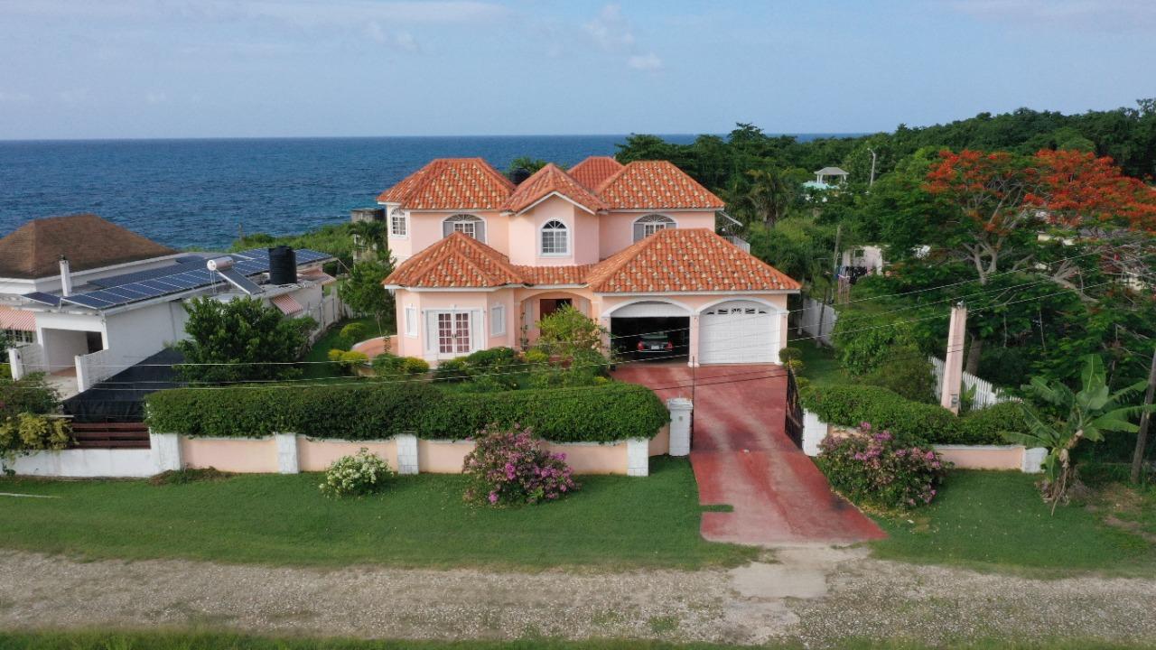 House For Sale UTON JOHNSON AVENUE, Lucea 65,000,000 Keez