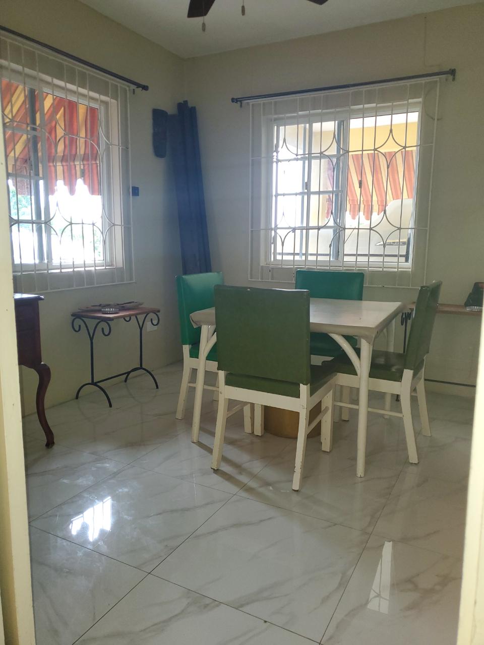 House For Sale ALEXANDER TERRACE CORAL G, Montego Bay 350,000 Keez