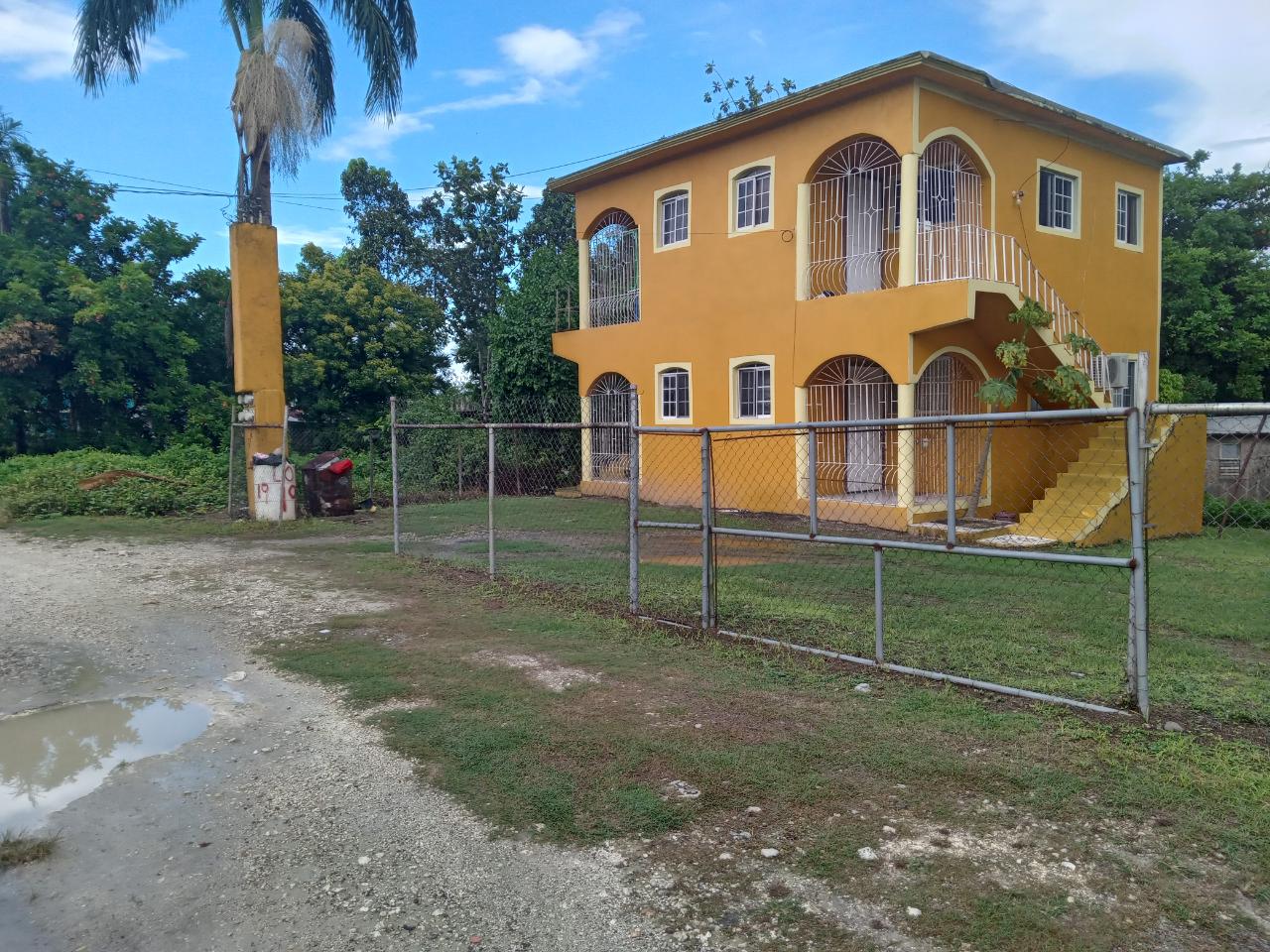 House For Sale: NONPAREIL ROAD,NEGRIL., Negril | $210,000 | Keez