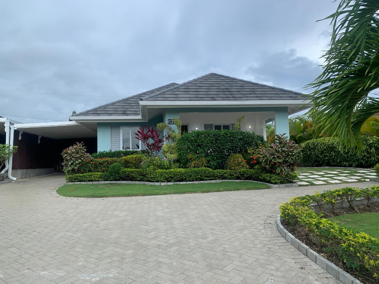 House For Rent: BREADFRUIT AVENUE, COOLSH, Laughlands | $2,000 | Keez