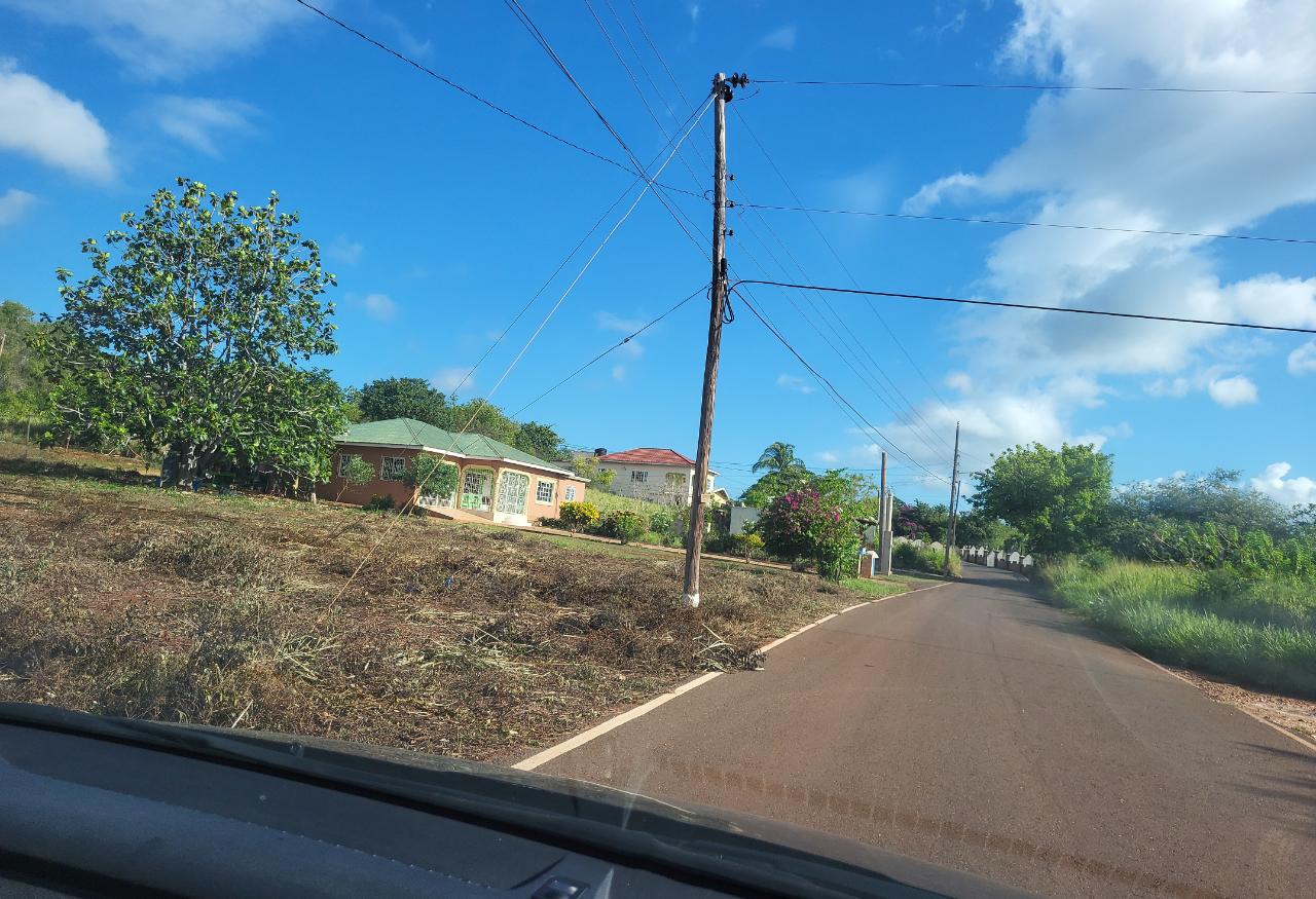 Development Land (Residential) For Sale ST ELIZABETH, Junction 44,000,000 Keez