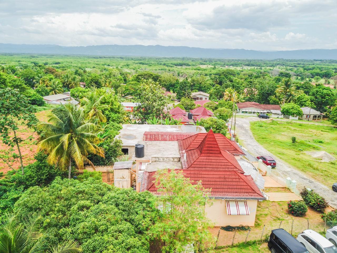 House For Sale WINDSOR HEIGHTS, Santa Cruz 18,000,000 Keez