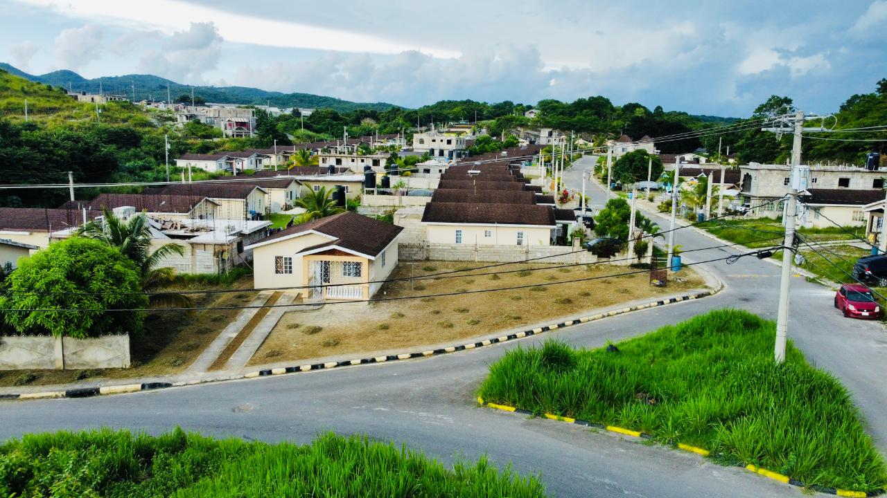 House For Sale PORTO BELLO MEADOWS, Montego Bay 15,000,000 Keez