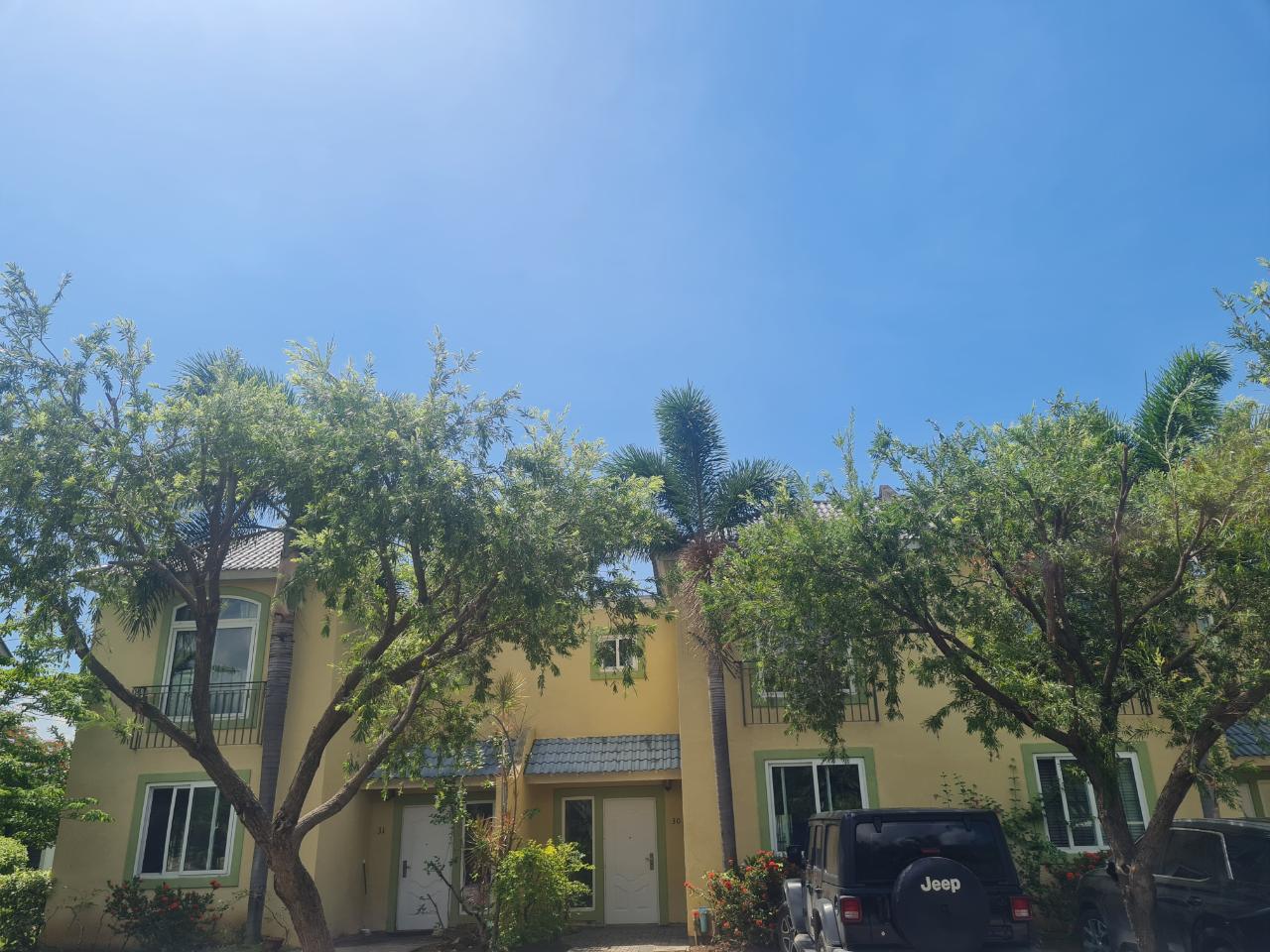 Townhouse For Rent EAST KINGS HOUSE ROAD, Kingston 6 2,200 Keez