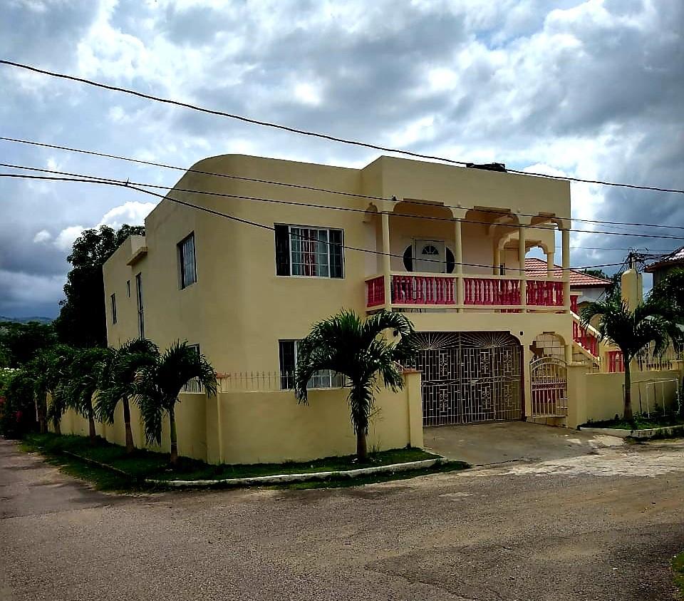 House For Sale LONGWOOD ESTATE SANTA C, Santa Cruz 27,000,000 Keez