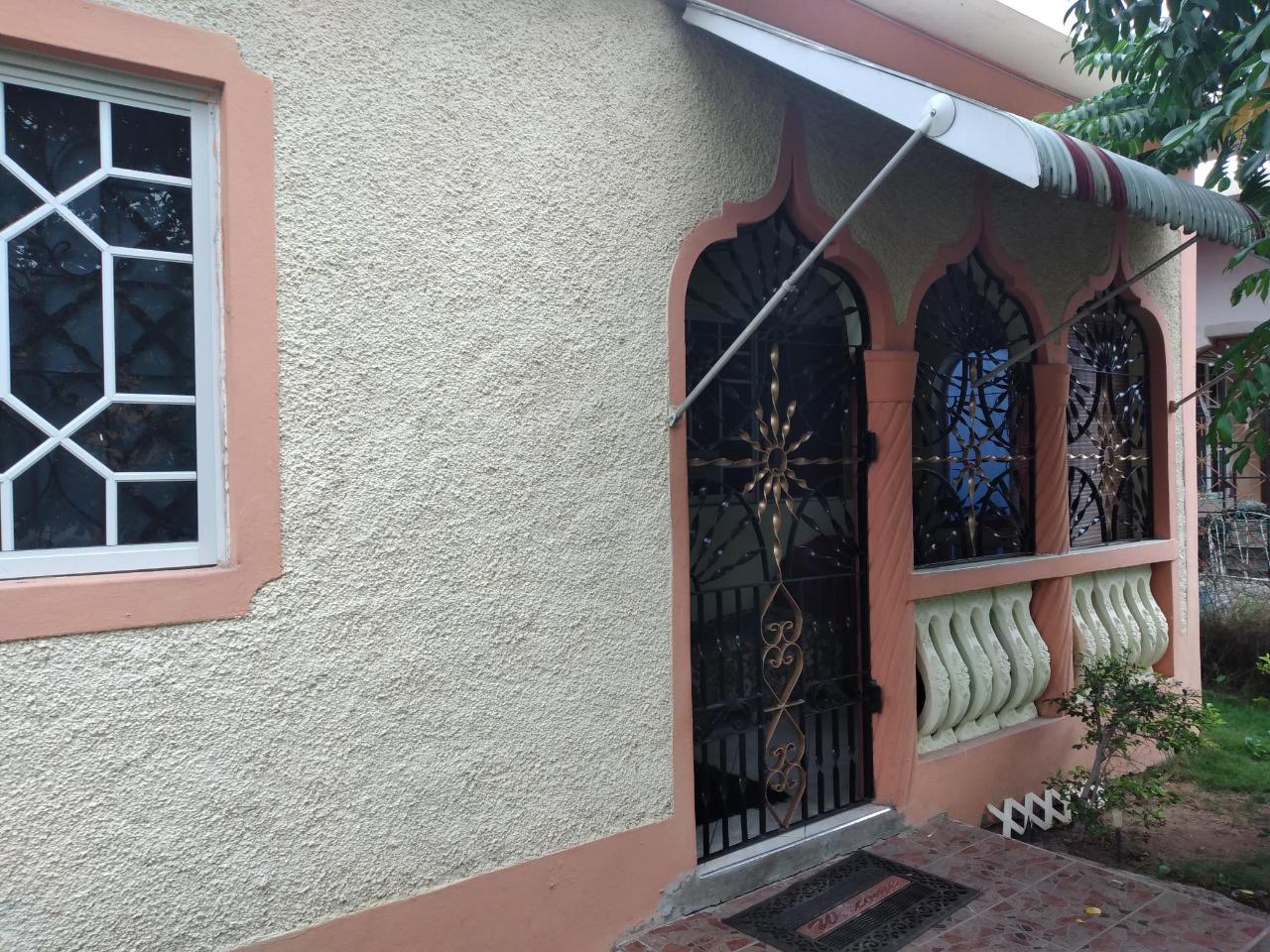 House For Sale 4 EAST GREATER PORTMORE, Greater Portmore 13,000,000
