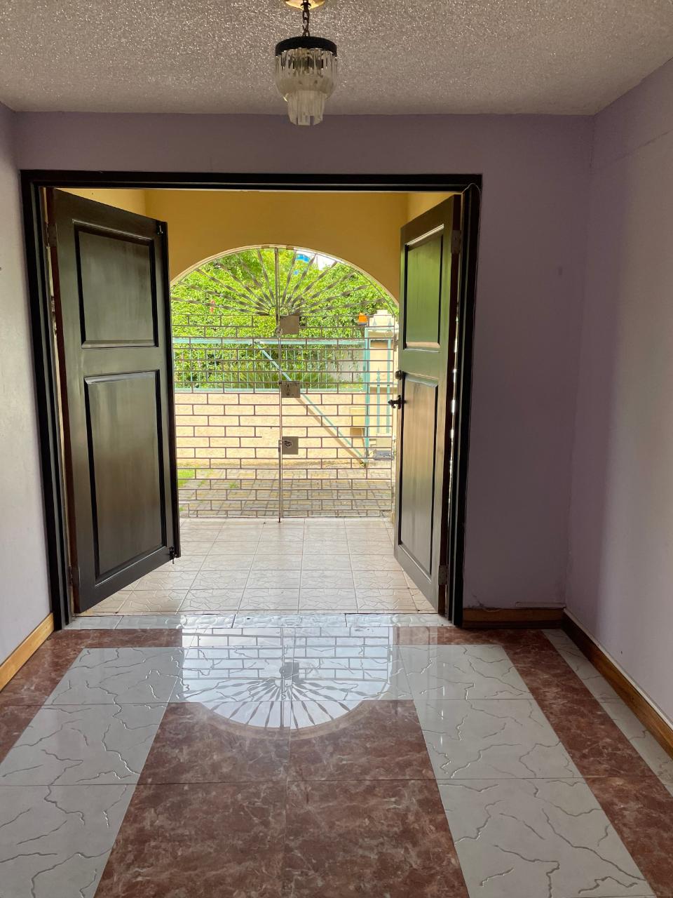 House For Sale WELWYN AVENUE, Kingston 6 585,000 Keez