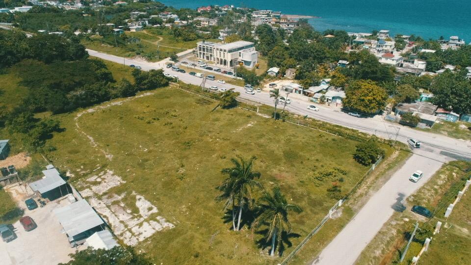 Commercial Lot For Sale HAUGHTON COURT LUCEA HANO, Lucea 1,250,000