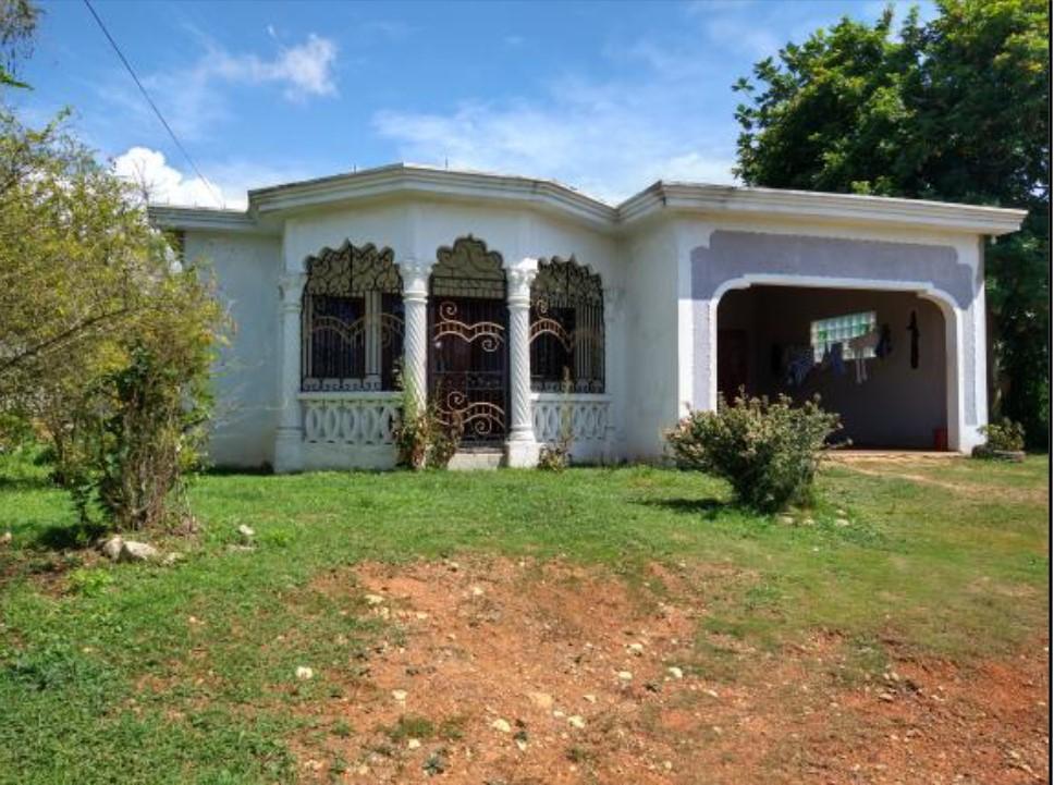 House For Sale: CHARLEMONT HOUSING SCHEME, Linstead | $13,800,000 | Keez