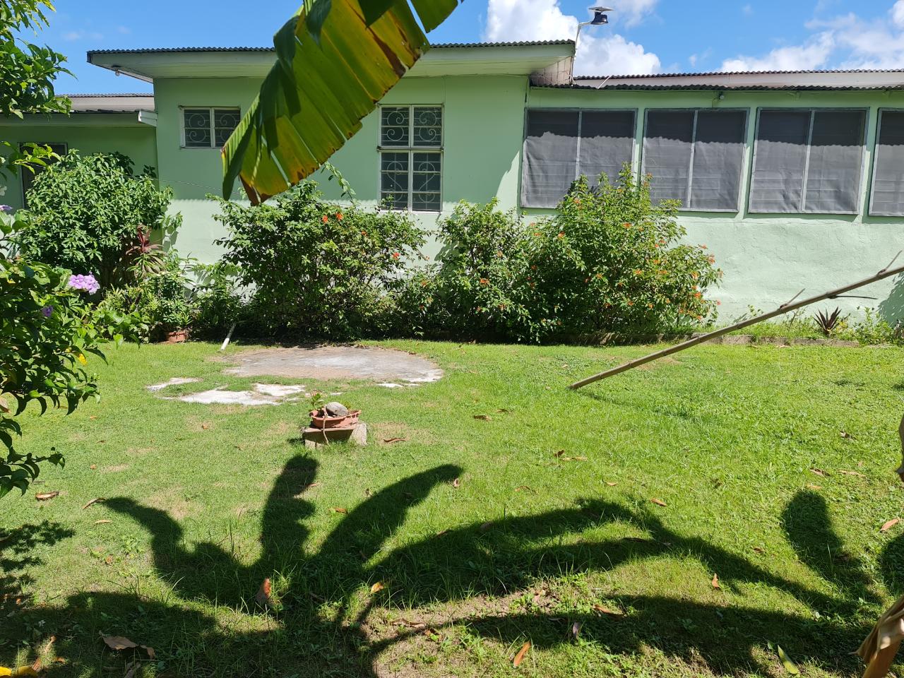 House For Sale ELPHINSTONE DRIVE, Kingston 19 45,000,000 Keez