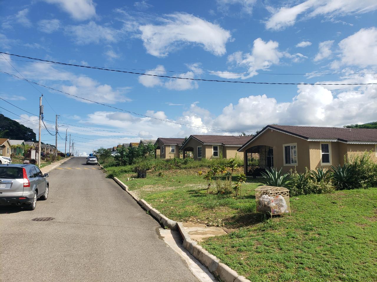 House For Sale WEST VILLAGE, Montego Bay 35,000,000 Keez