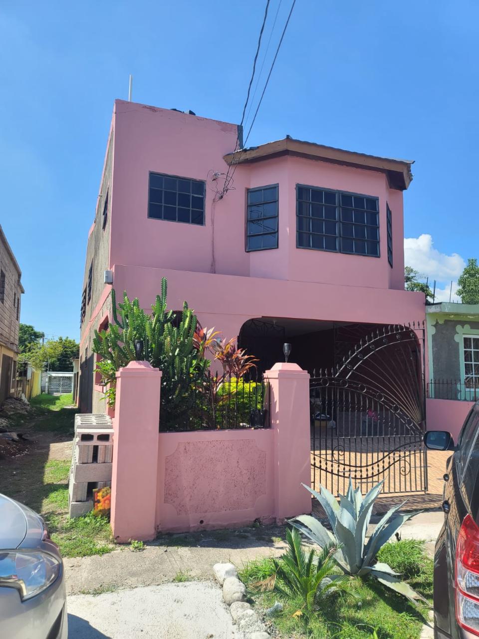 House For Rent CANDLEBRUSH AVENUE, Spanish Town 130,000 Keez