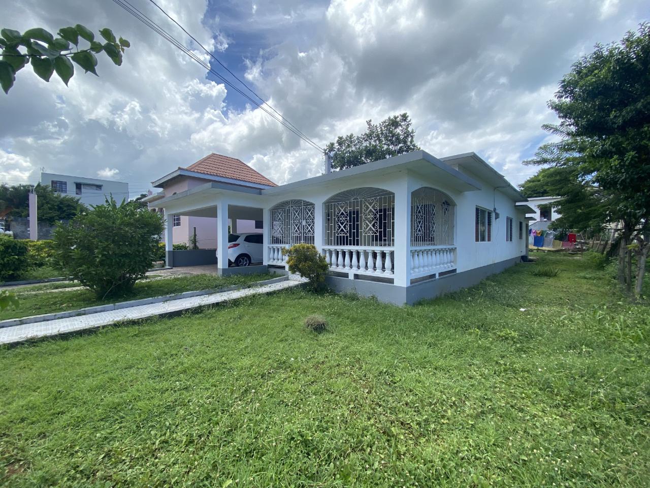 House For Sale CRICHTON DRIVE, Montego Bay 17,000,000 Keez