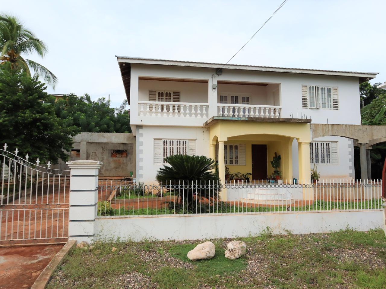 House For Sale ST. GERARD, GREEN ACRES, Spanish Town 28,000,000 Keez