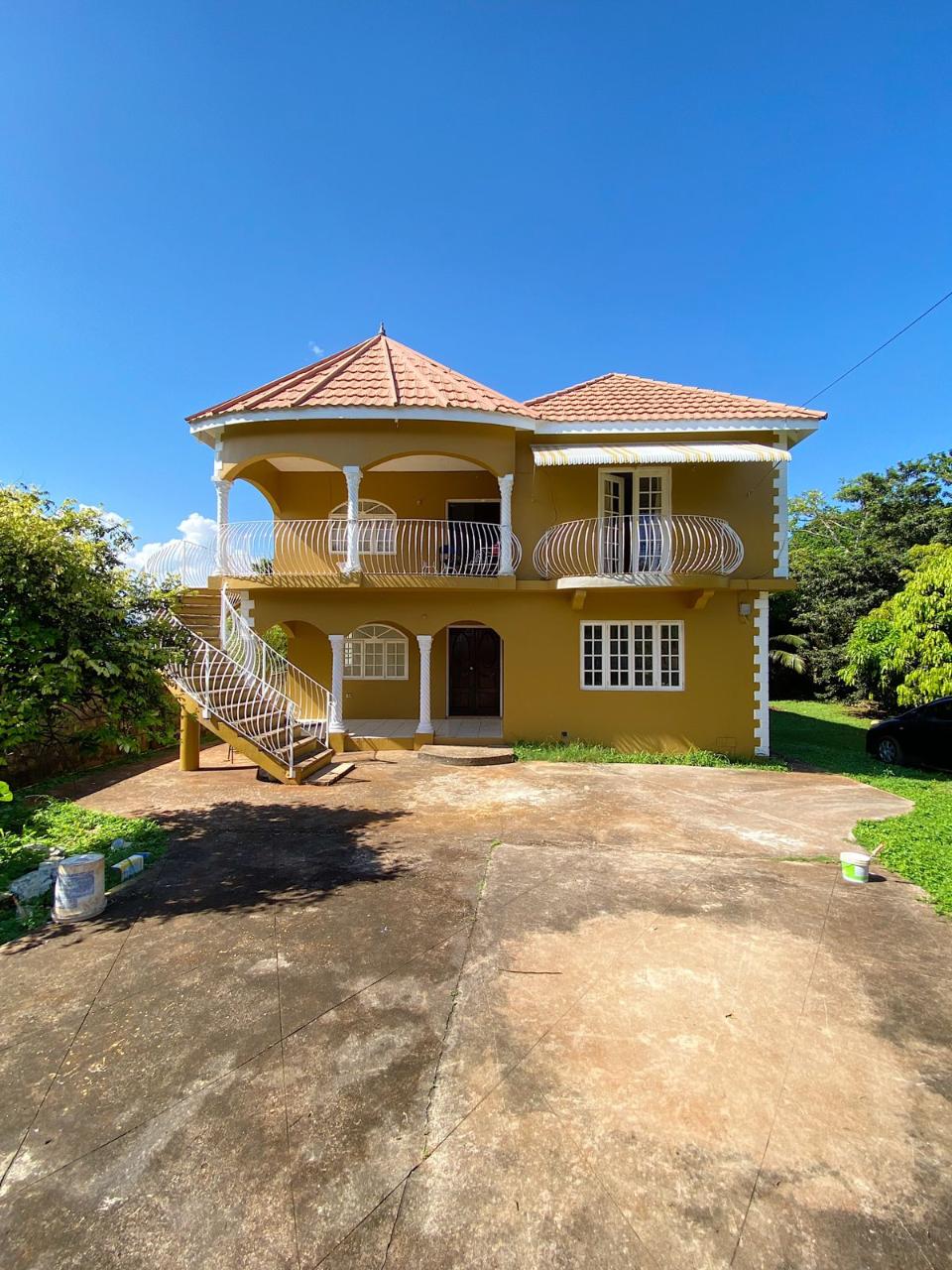 House For Sale THREE HILLS, ST.MARY, Tower Isle 285,000 Keez
