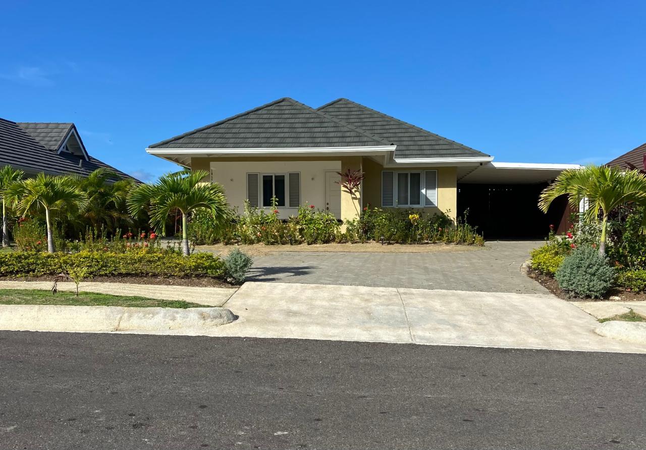 House For Rent: COCO PLUM, THE CREST, RIC, Laughlands | $1,600 | Keez