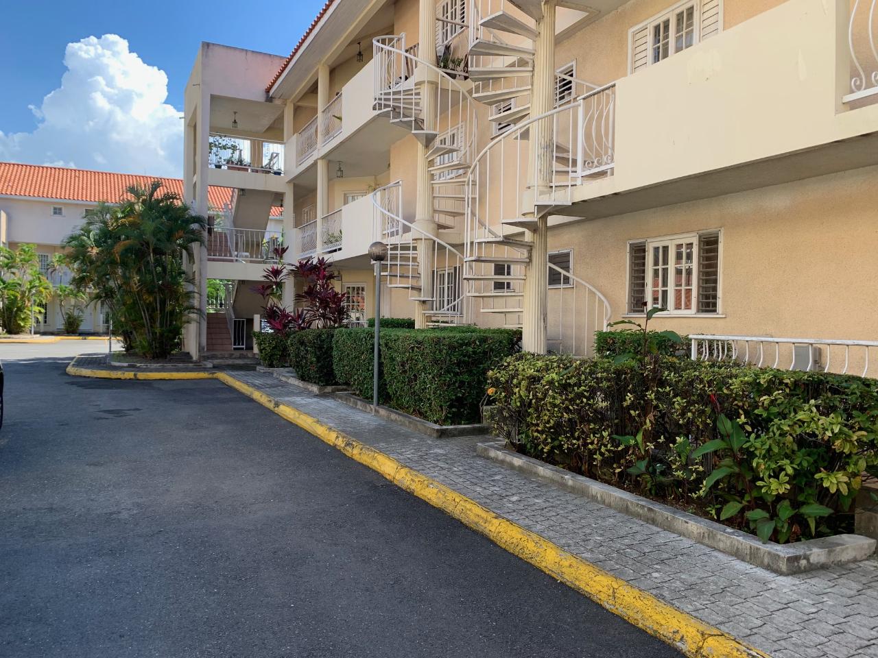 Apartment For Rent UPPER WATERLOO ROAD, Kingston 10 95,000 Keez