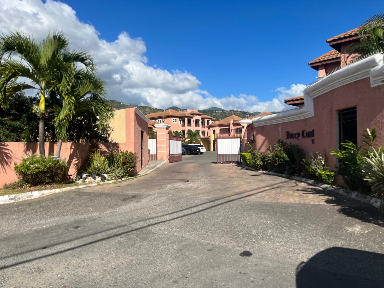 apartment-for-rent-sandhurst-crescent-kingston-6-1-900-keez