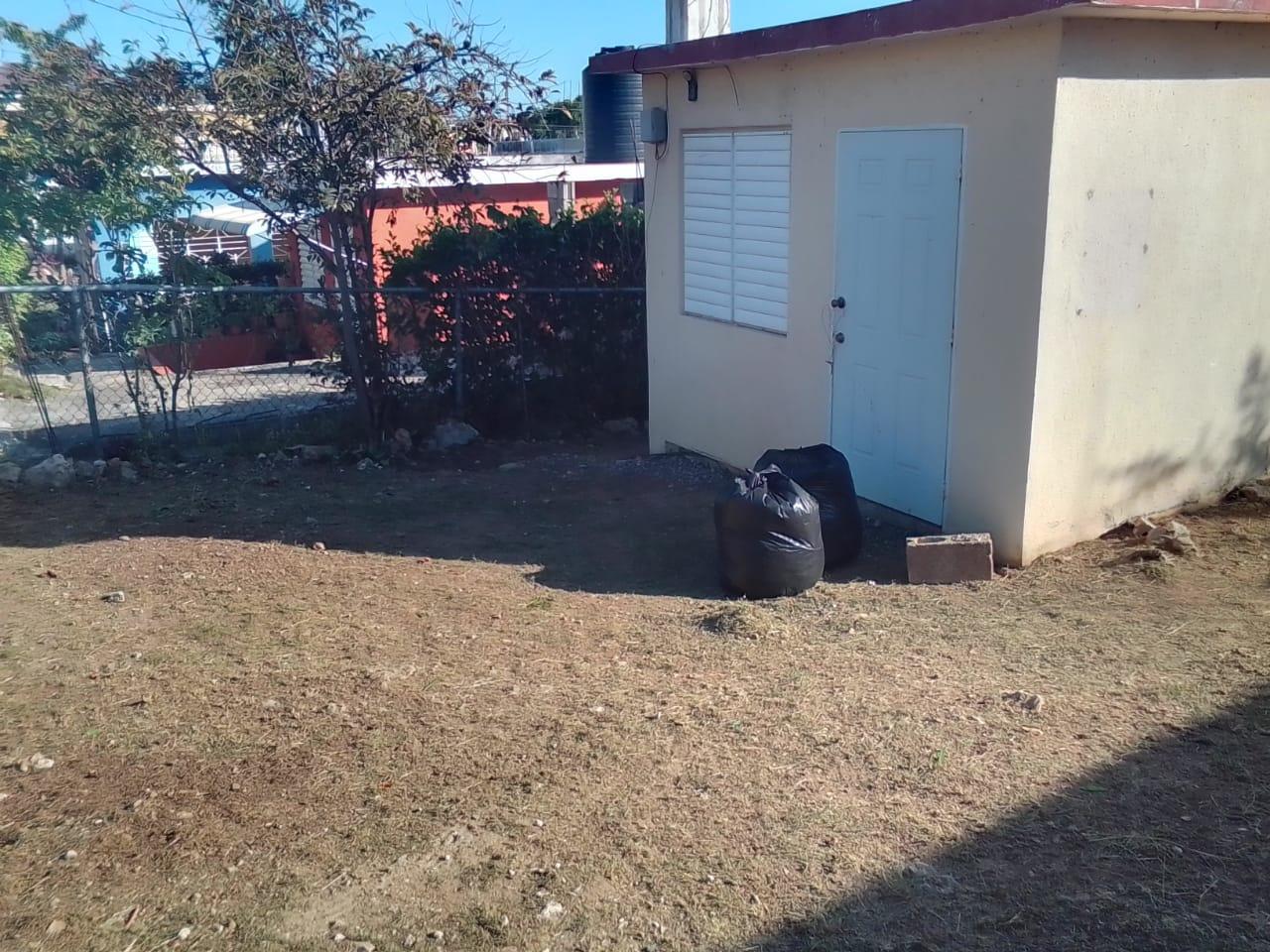 House For Rent ROSE STREET, LONGVILLE PA, May Pen 20,000 Keez