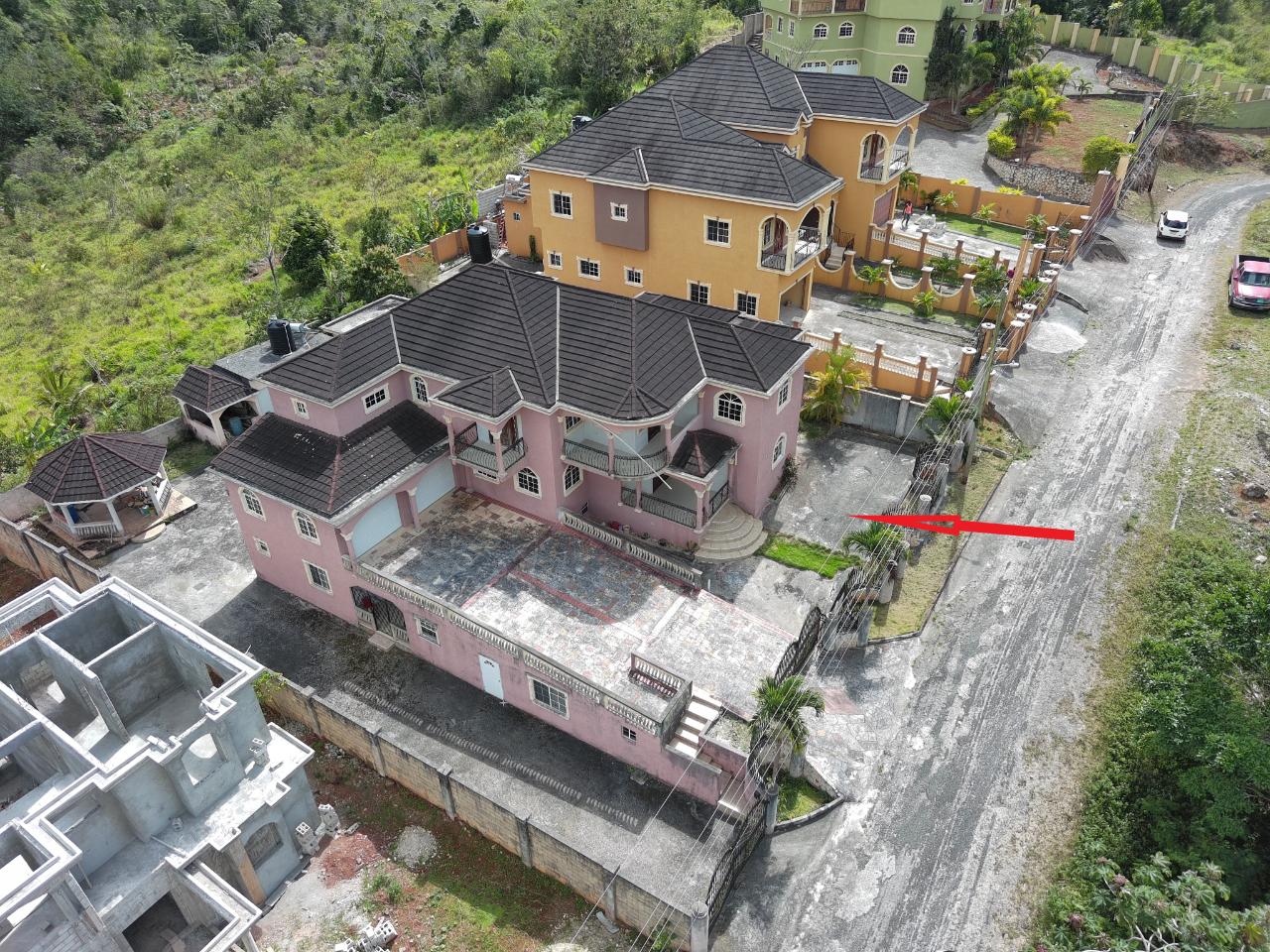 House For Sale ABBEY GARDENS, Mandeville 350,000 Keez