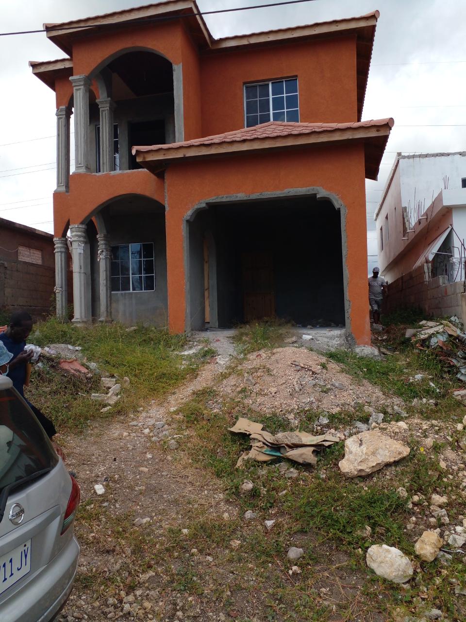 House For Sale LONGVILLE PARK, May Pen 16,000,000 Keez