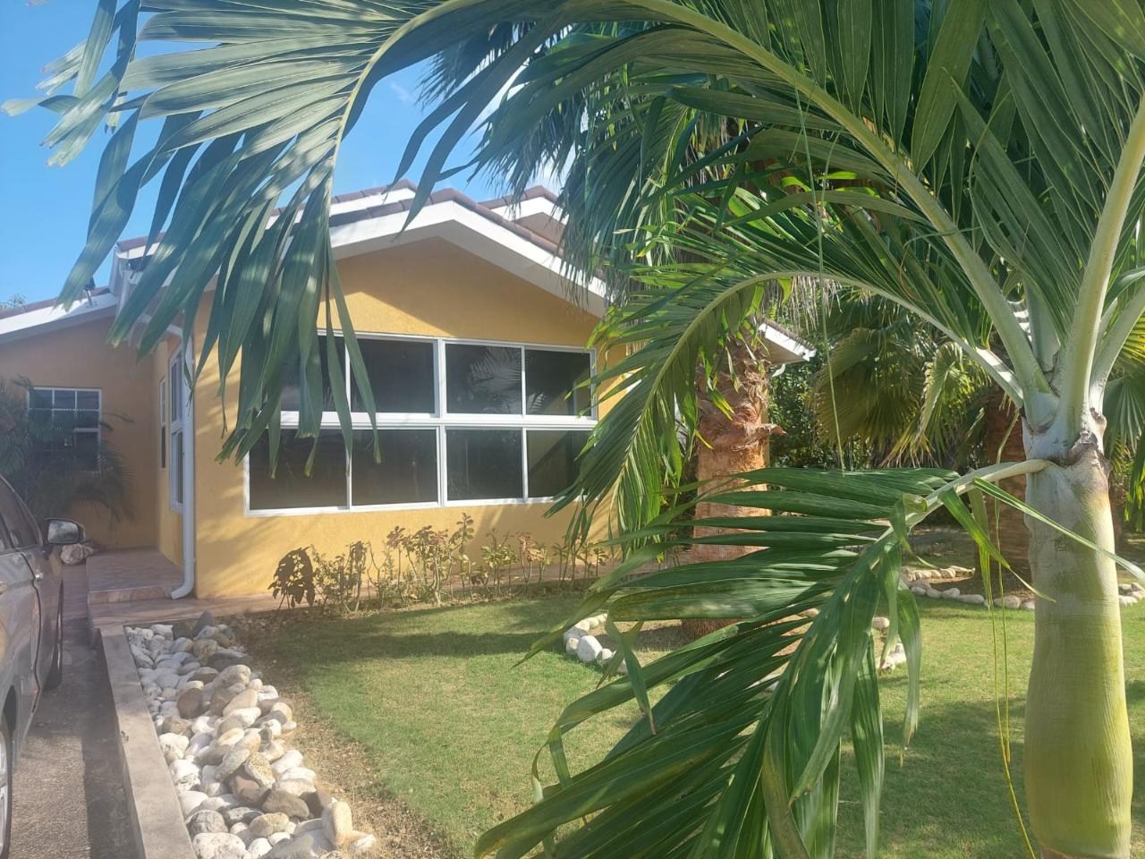 House For Rent CALABASH BOULEVARD, St. Annapos;s Bay 1,200 Keez