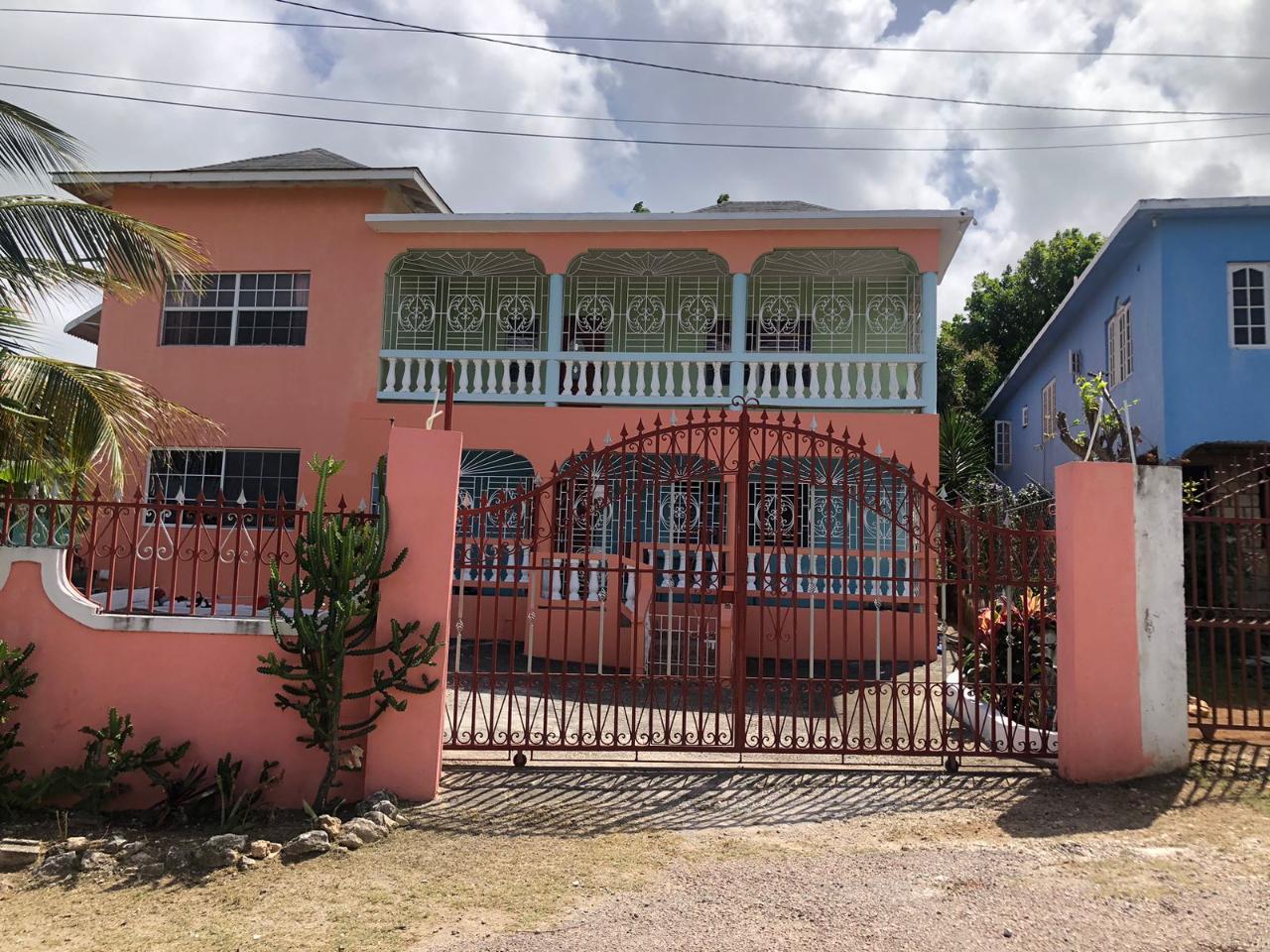 House For Sale BLOCK 13 NORTHERN ESTATES, Montego Bay 240,000 Keez