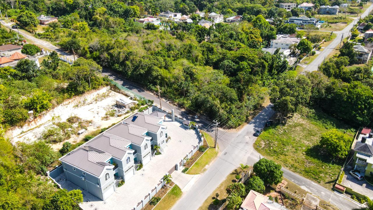 Residential Lot For Sale CORAL GARDENS AVENUE, Montego Bay 115,000