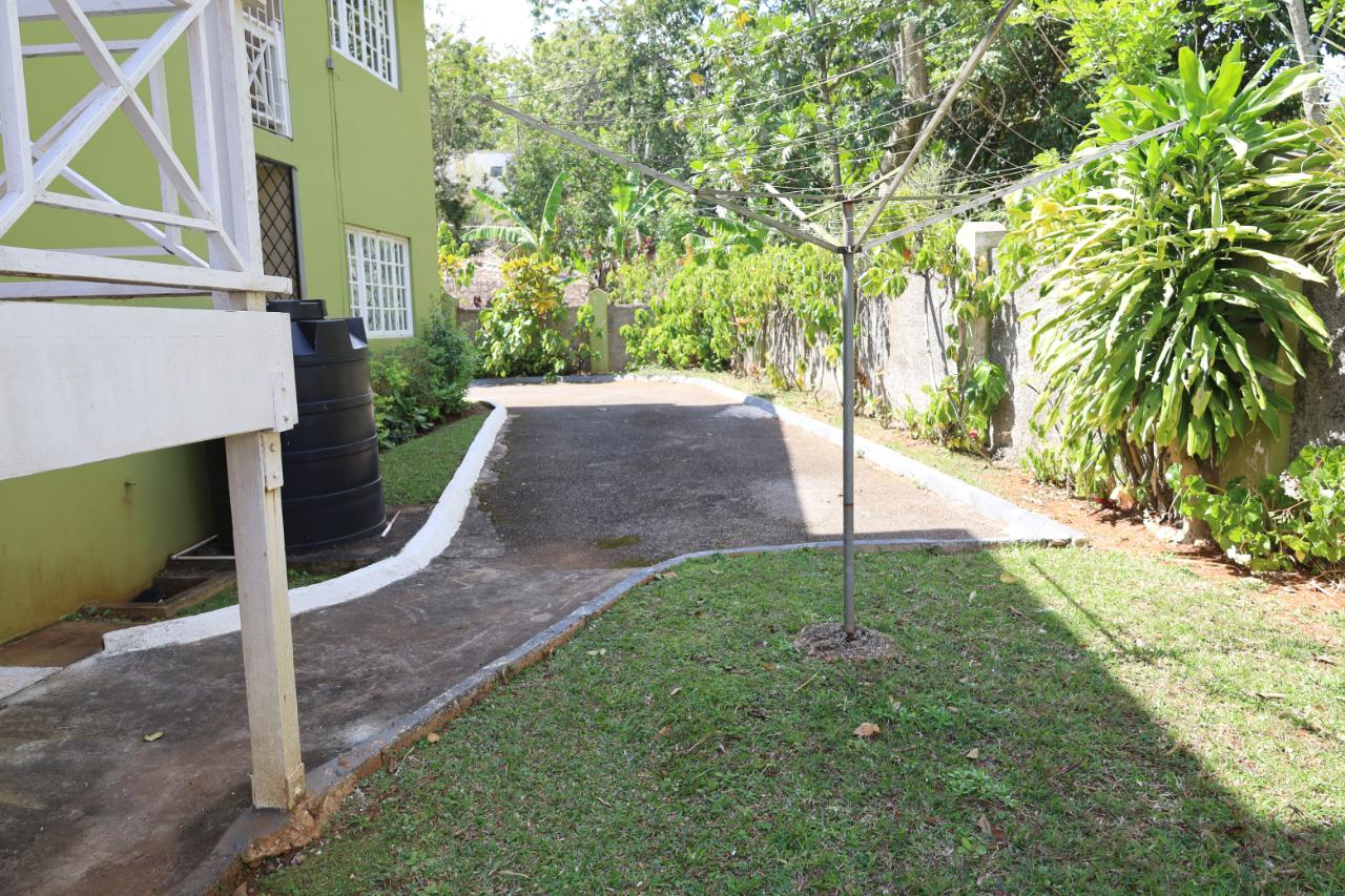 Apartment For Sale COUNTRY MANOR, Mandeville 36,000,000 Keez