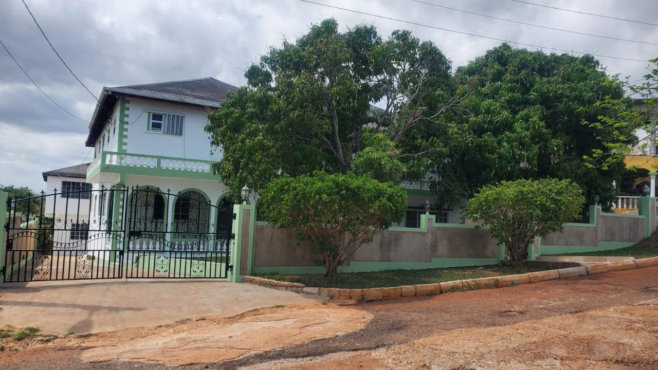 House For Sale BELLEVUE HEIGHTS, Spanish Town 58,000,000 Keez