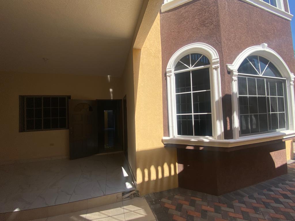 Apartment For Rent SUNDOWN CRESCENT, KINGSTO, Kingston 10 140,000
