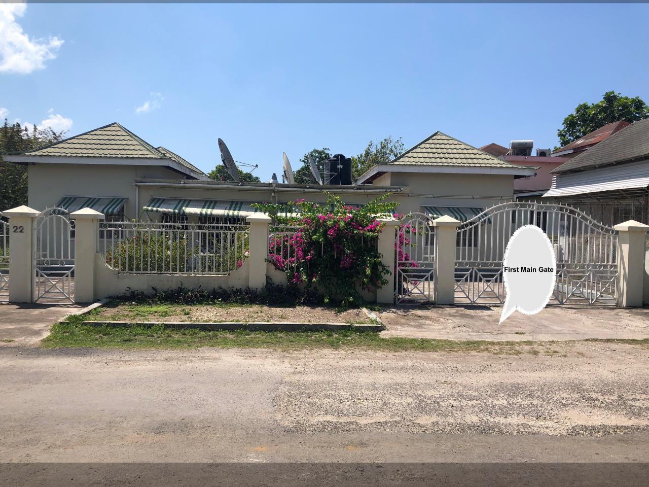 House For Sale EMMAVILLE, SAVANNA LA MAR, SavannaLaMar 45,000,000