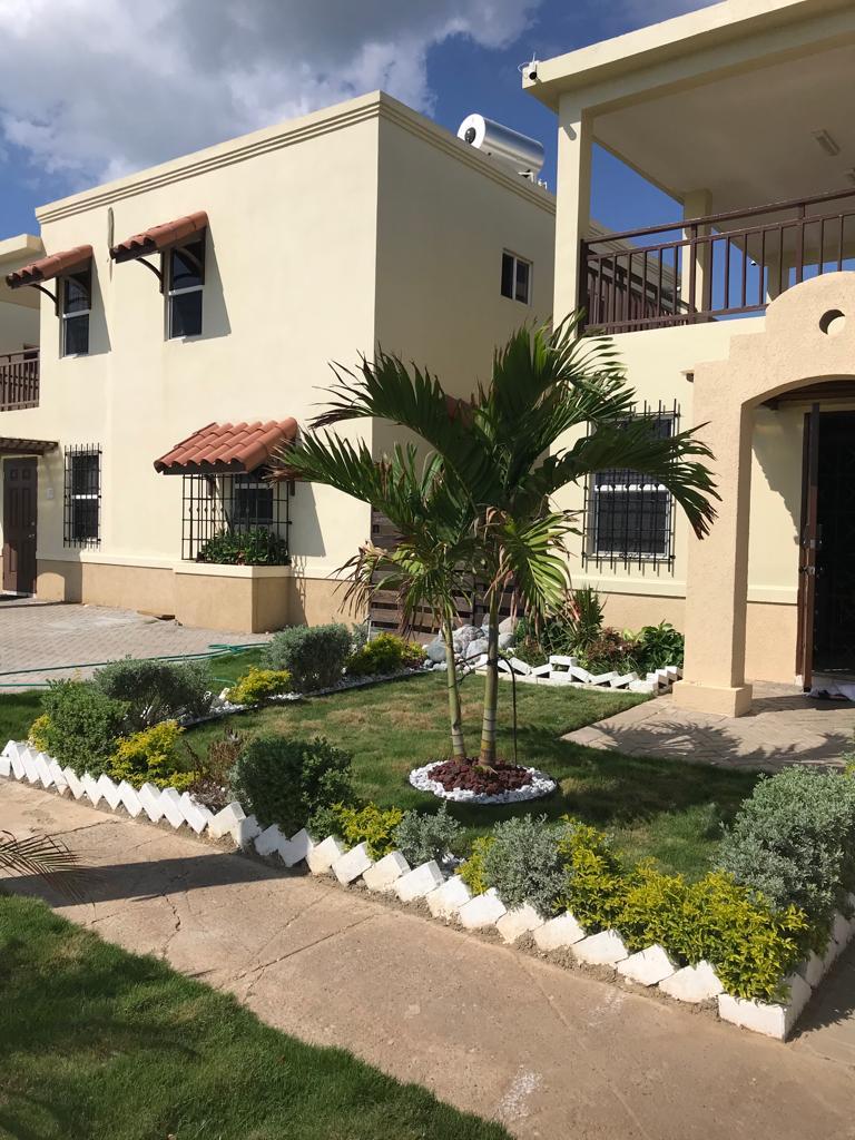 Townhouse For Sale PORT ROYAL DRIVE, Greater Portmore 80,000,000 Keez