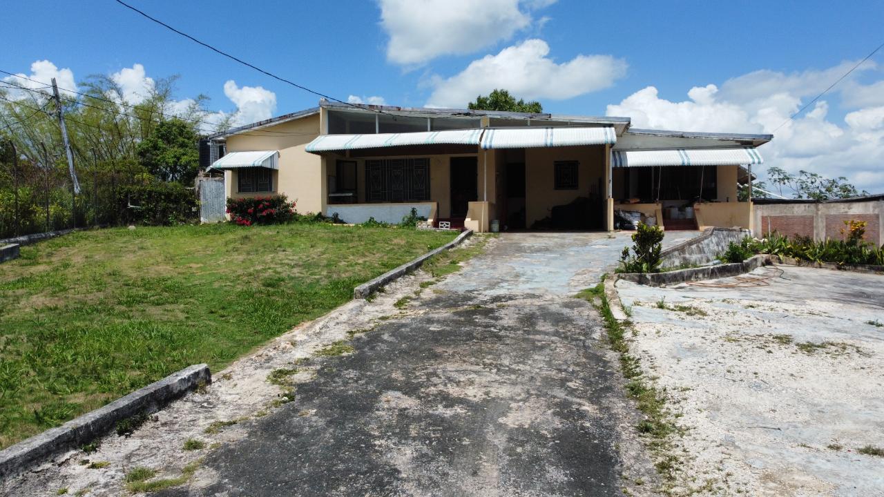 House For Sale CLIFTON HEIGHTS, Mandeville 17,000,000 Keez