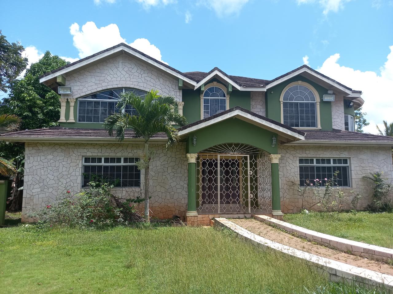 House For Sale BATTERSEA ROAD, INGLESIDE, Mandeville 105,000,000 Keez