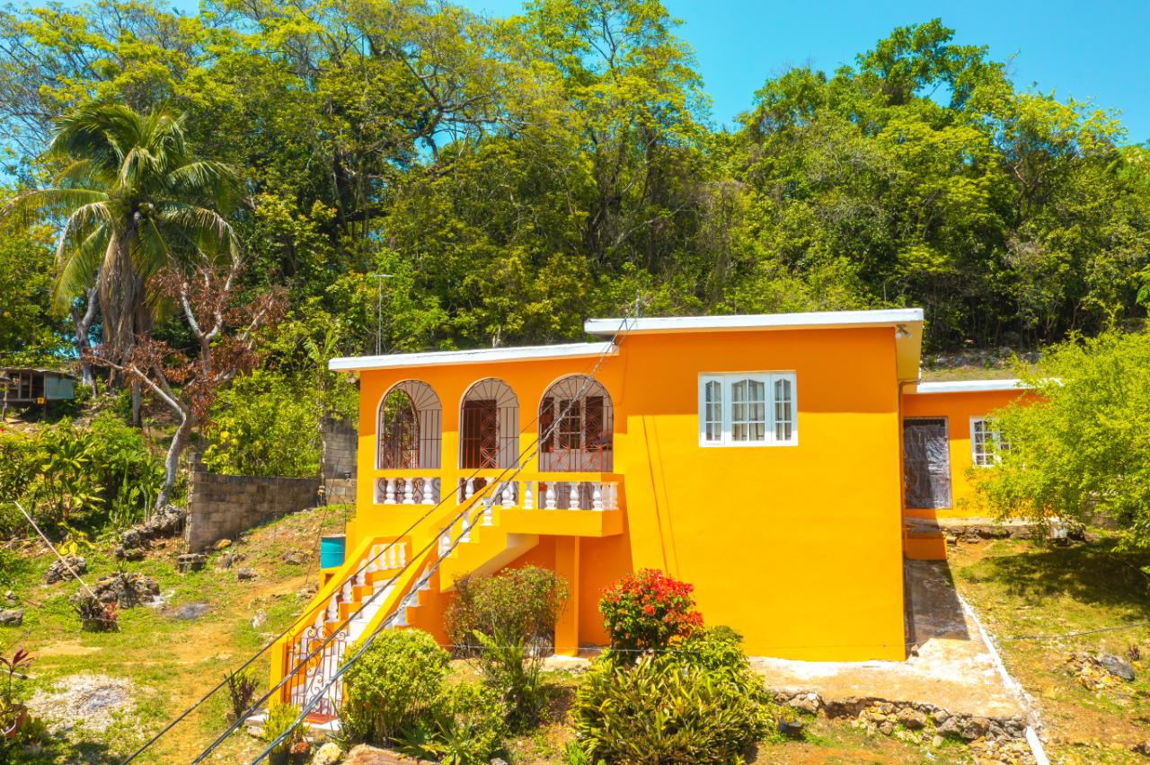 House For Sale BROWNapos;S TOWN, Browns Town 27,000,000 Keez