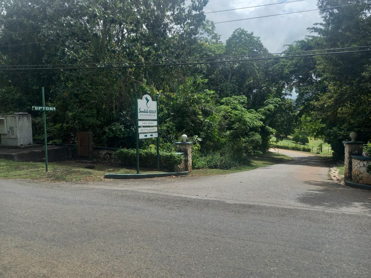 Development Land (Residential) For Sale UPTON, Ocho Rios 560,000 Keez