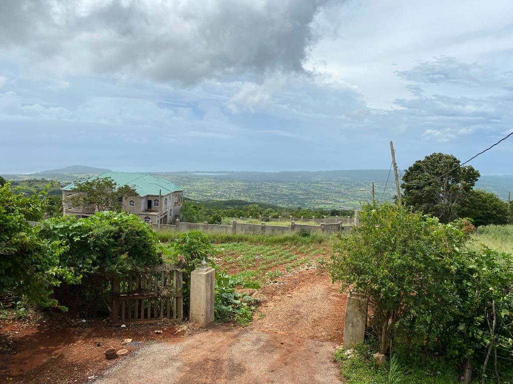 House For Sale PART OF POTSDAM CALLED HO, Southfield 48,000,000 Keez