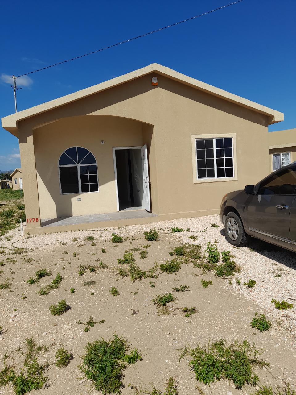House For Rent SEASIDE CIRCLE, PHOENIX P, Greater Portmore 95,000