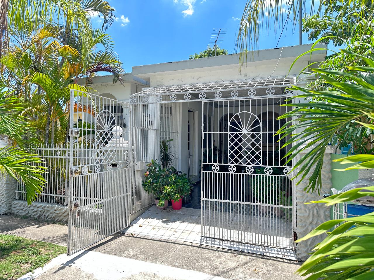 House For Sale DAFFODIL AVENUE, ELTHAM P, Spanish Town 18,000,000