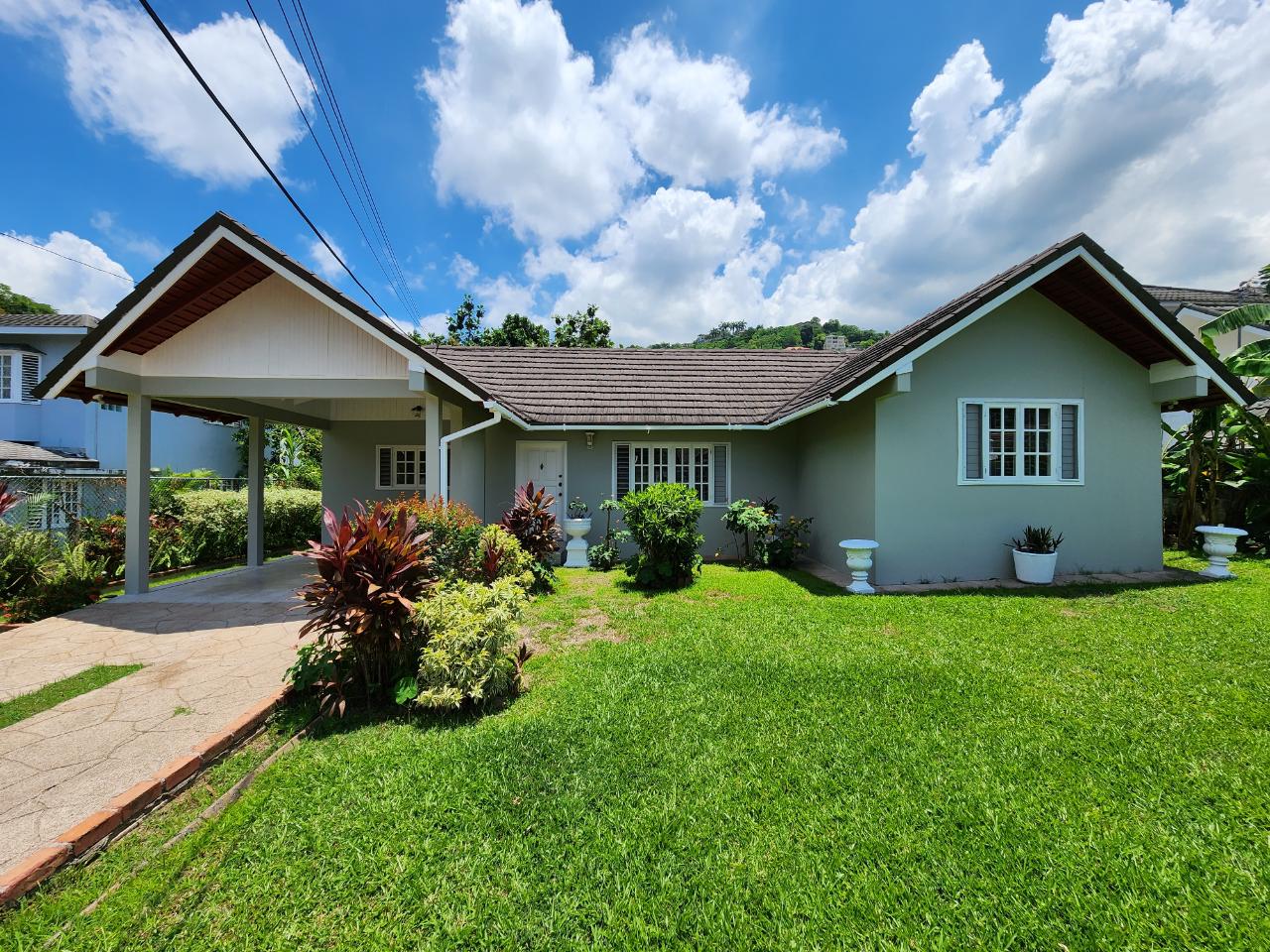 House For Rent ORANGE CRESCENT, Kingston 8 220,000 Keez