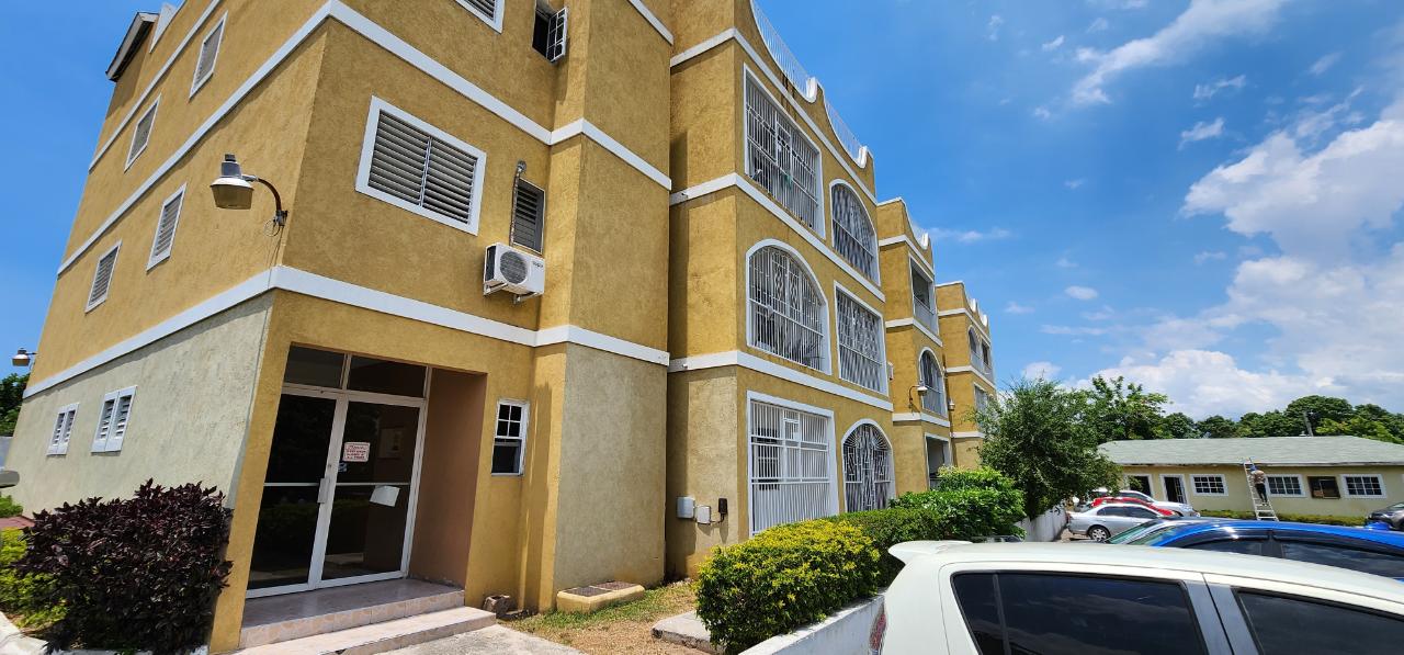 Apartment For Sale COLLISTON CLOSE, Kingston 10 23,000,000 Keez