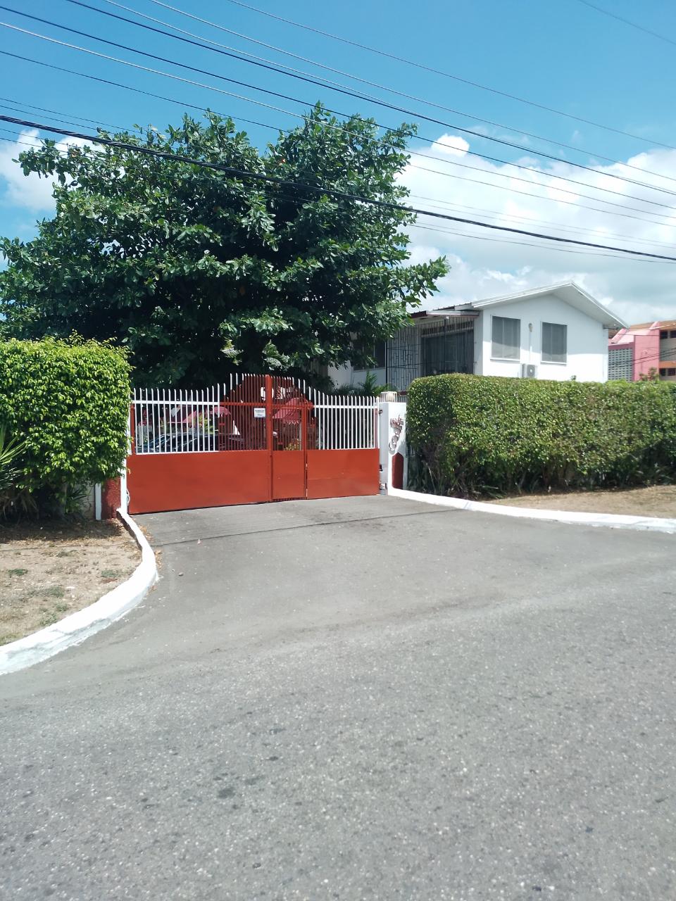 apartment-for-rent-clieveden-avenue-kingston-6-95-000