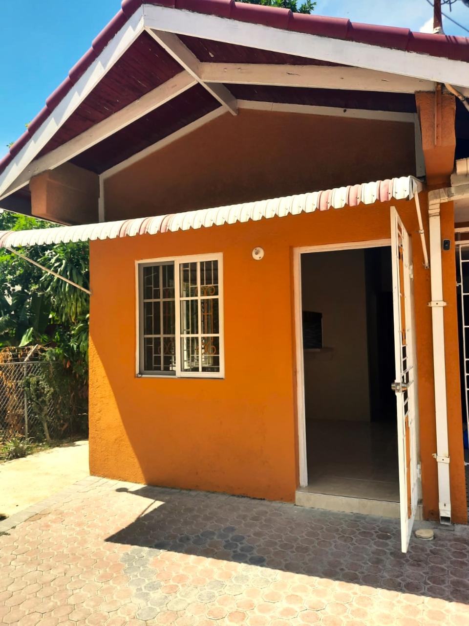 house-for-rent-halifax-avenue-kingston-6-95-000-keez