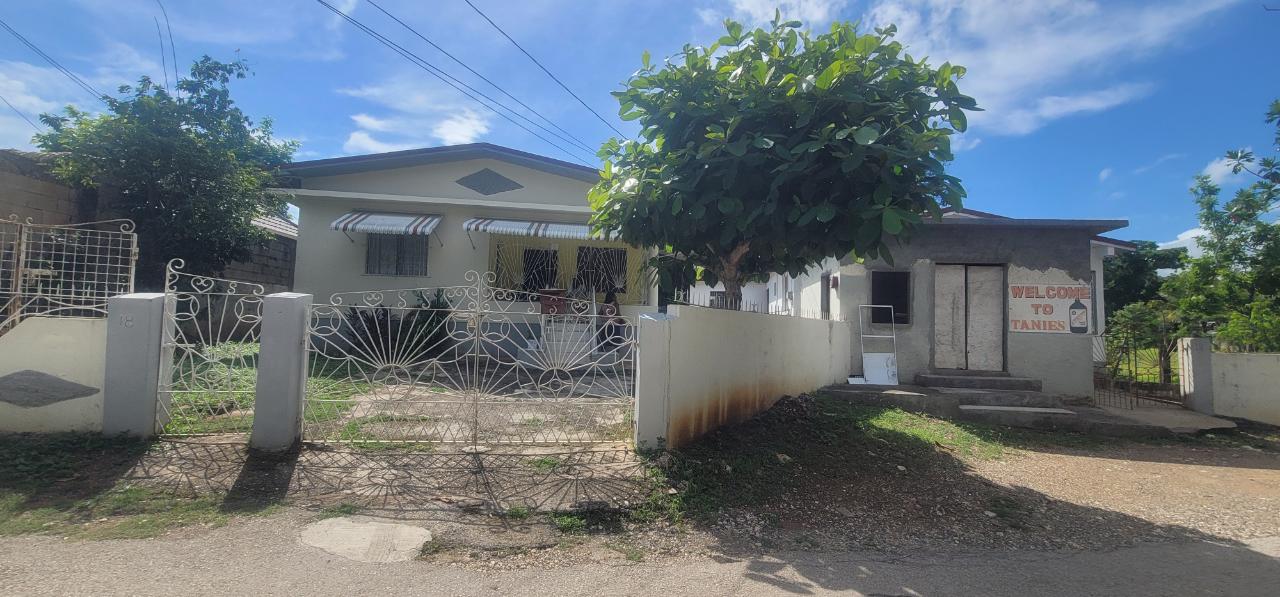 House For Sale MORRIS BOULEVARD MAY PEN, May Pen 16,000,000 Keez