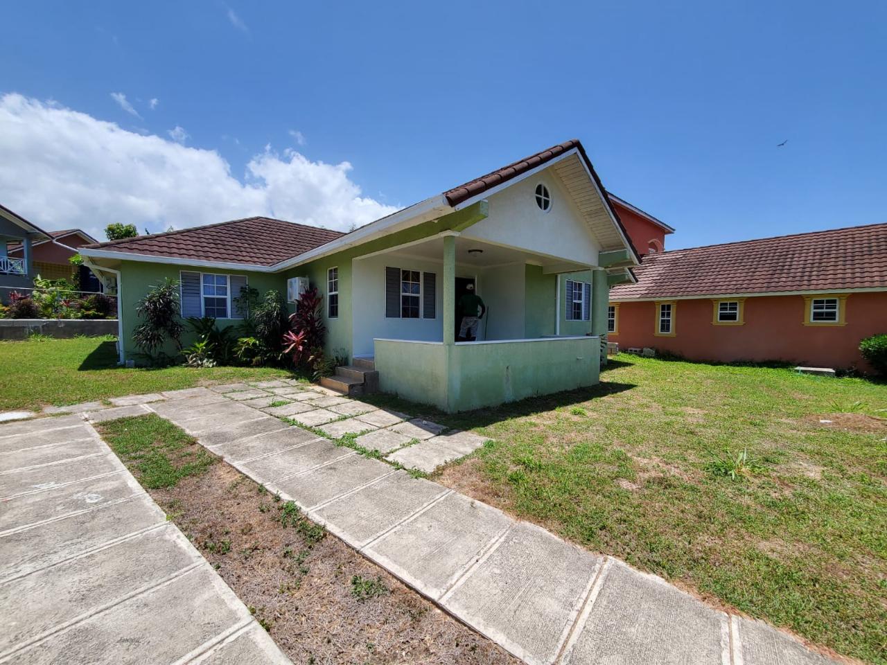 House For Rent HARTLAND ESTATE, PRIORY, St. Annapos;s Bay 2,000